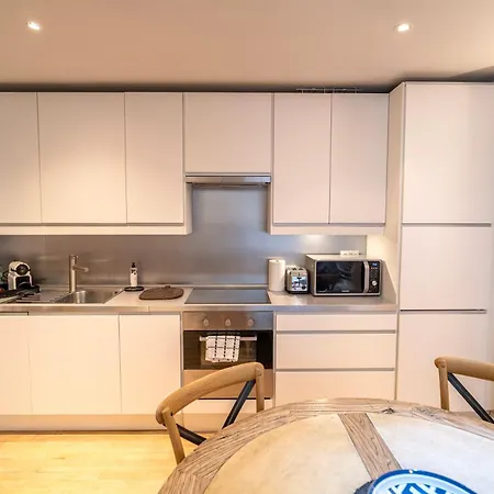 Spacious West End Duplex Apartment, W1 Central Лондон Экстерьер фото